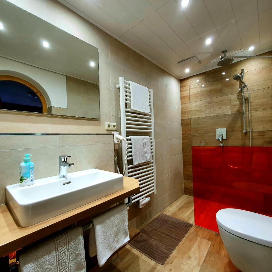 Hotel Haus Windegg à Tux Extérieur photo